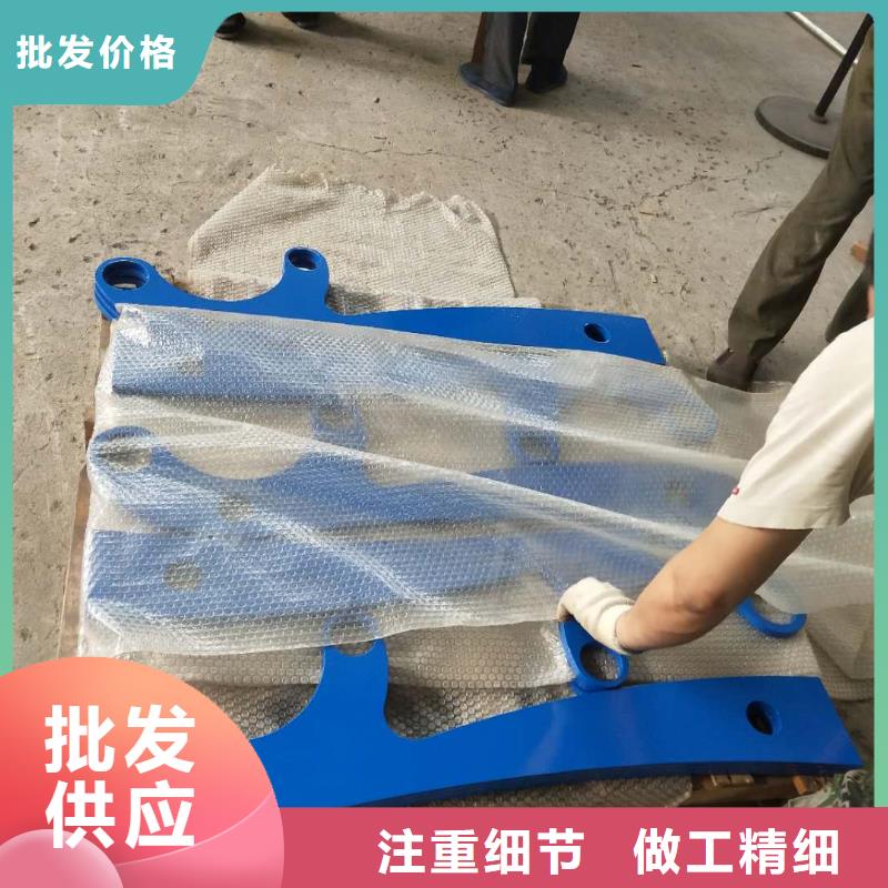 道路护栏河堤护栏符合行业标准放心得选择