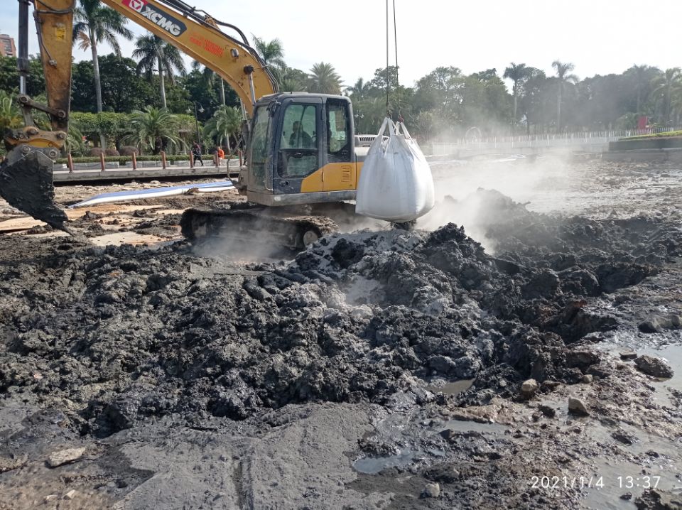 软基道路土壤固化淤泥固化剂质量保证